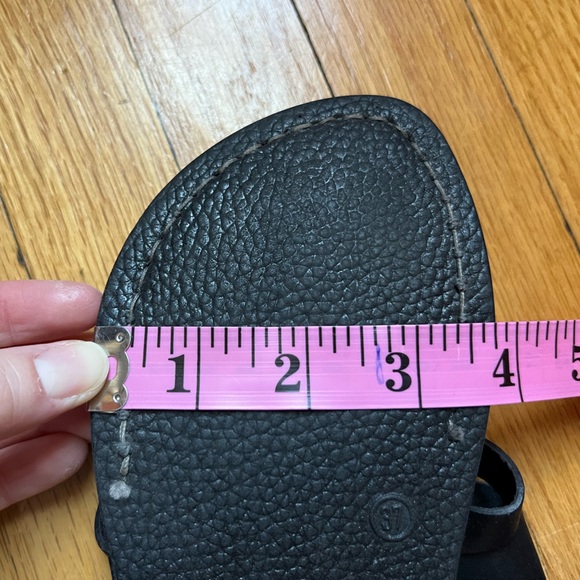 Camel Jerusalem Leather Toe Loop Sandals - Picture 7 of 7